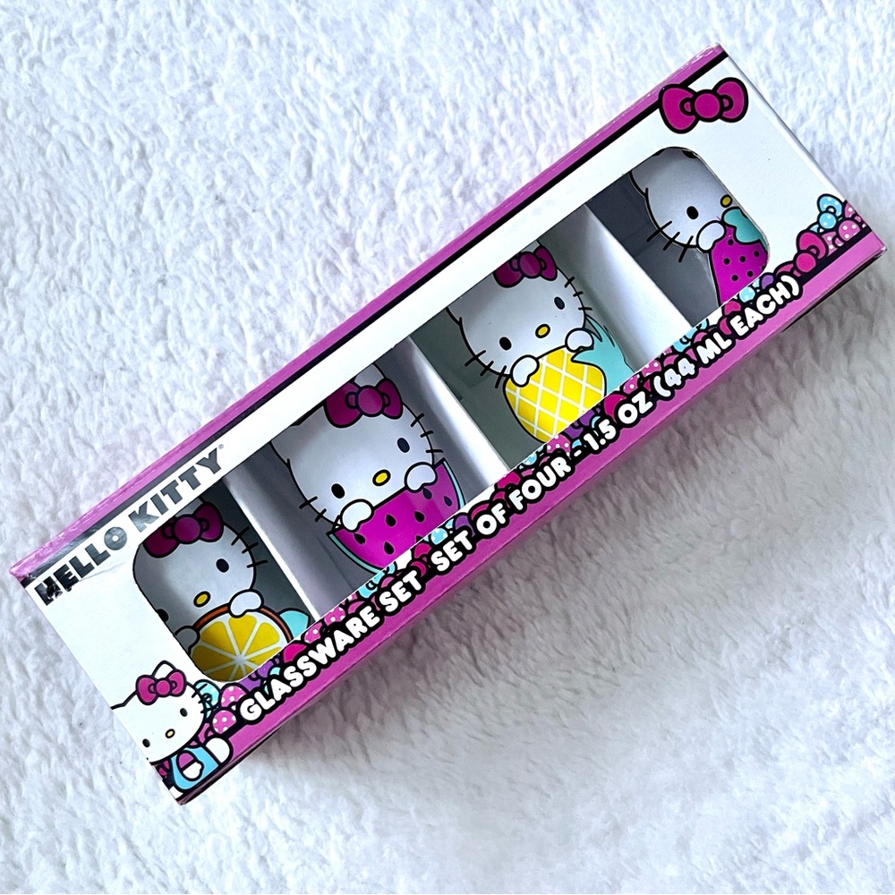 Hello Kitty Fruit Mini Glassware Set